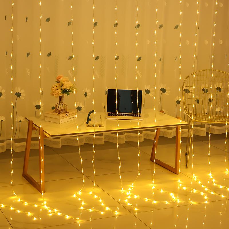 新款led流窗水外灯帘灯跑彩马灯UTZ灯户节日装饰流水瀑布灯灯串