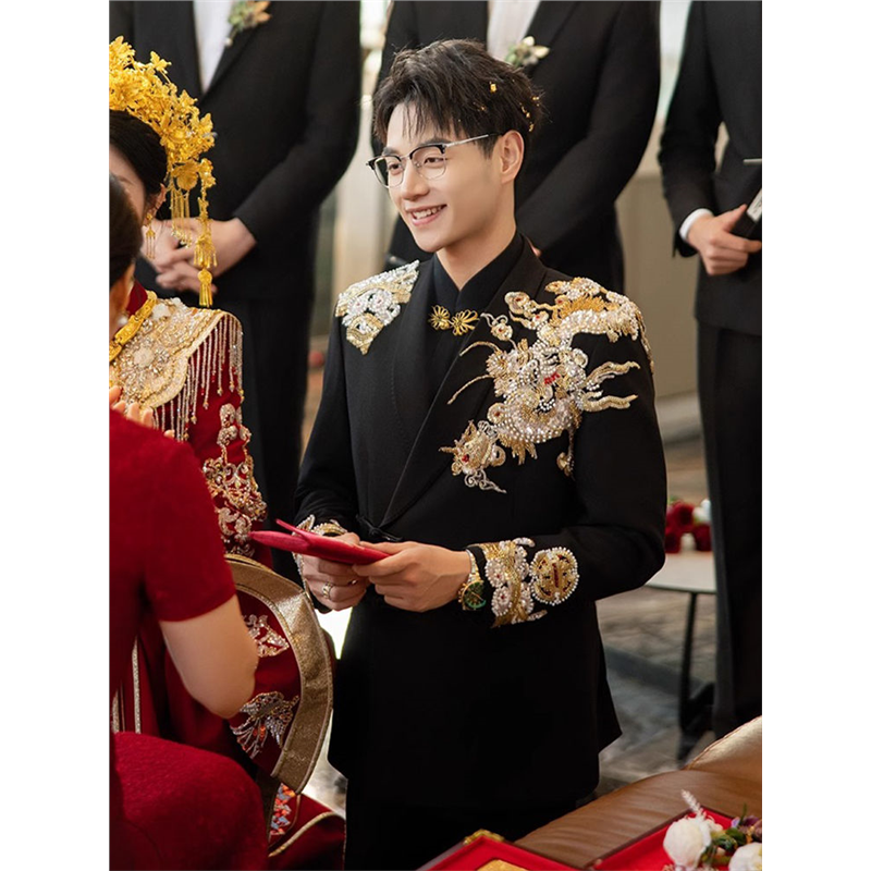 西装2025新款新郎结婚礼服新中式盘扣龙纹刺绣男士套装订婚大码