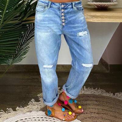 Women's Stretchy Comfort Fit Ripped Jeans - Distressed