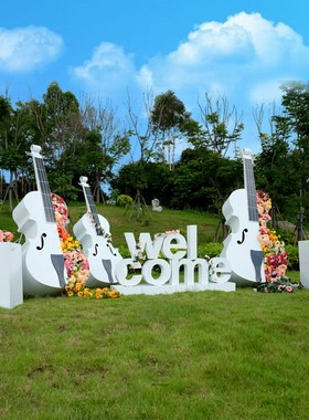 不锈钢草坪铁艺花架大提琴雕塑户外售楼部小区婚礼音符小提琴摆件