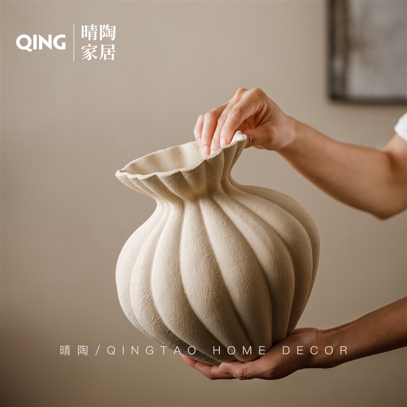 景德镇法式白色素烧陶瓷花瓶水培插花轻奢高级感餐桌陶罐家居摆饰