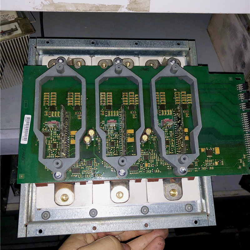 伟肯AB变频器NXP NXS触发板驱动板PC00525 PC00526带613GB123CT