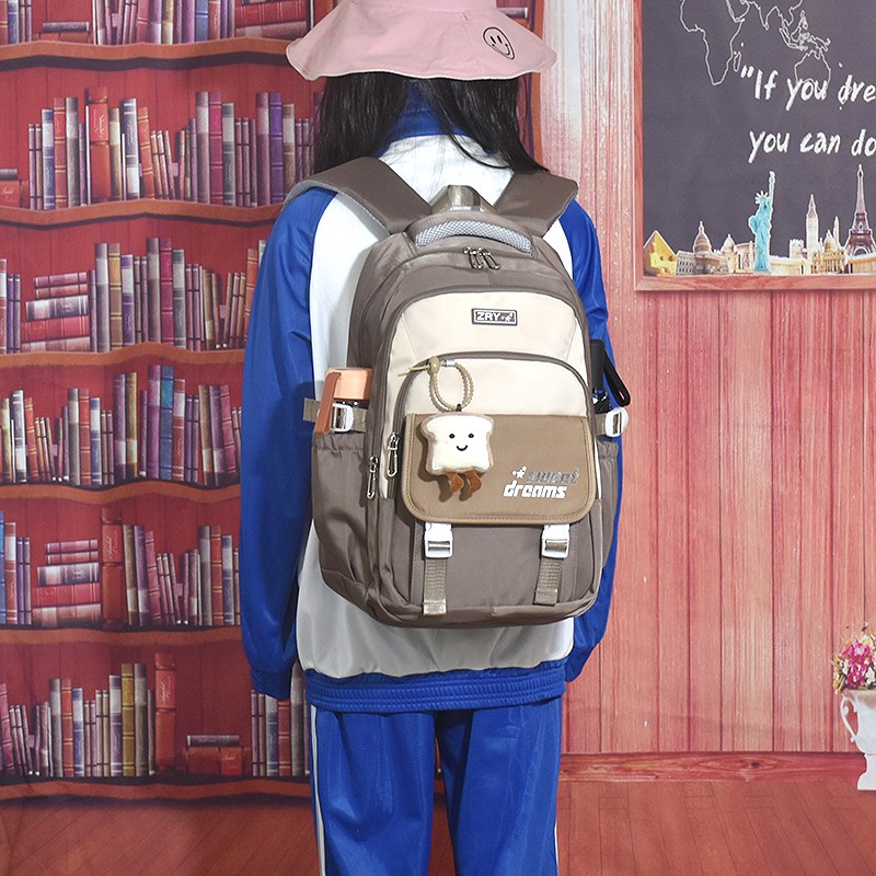 日韩版双肩包女高中初中学生书包轻便大学少女生休闲旅行双肩背包