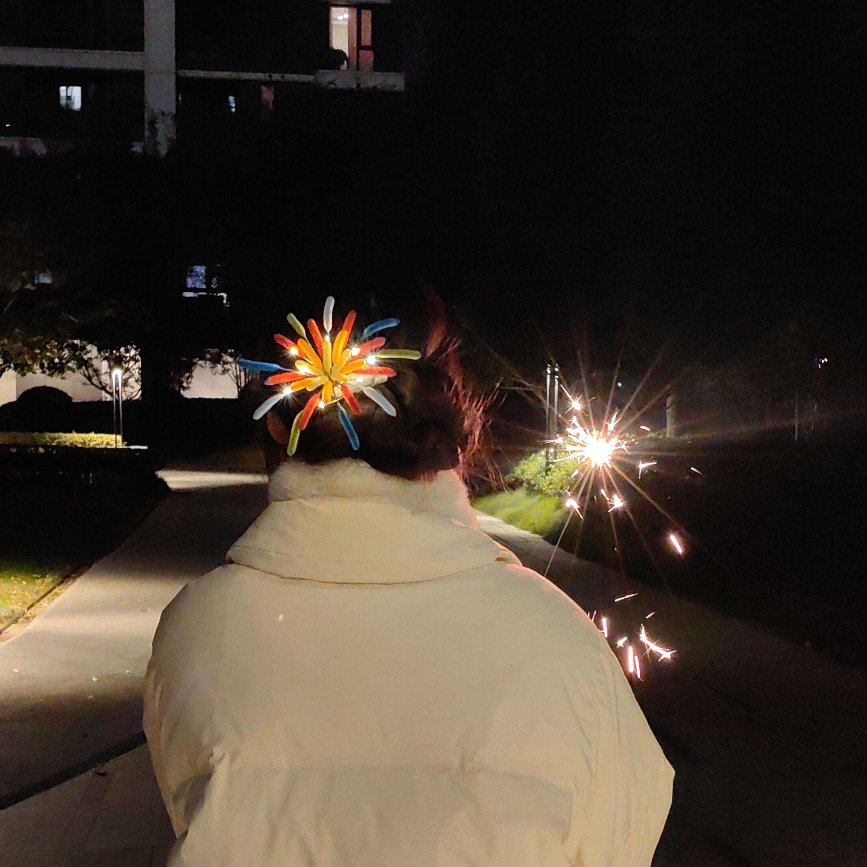 扭扭棒烟花发夹diy材料包节日氛围发光发卡夜景拍照装饰头饰道具