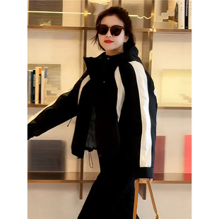 时尚撞色拼接短款冲锋衣女款春秋2025新款高级感夹棉加厚夹克外套