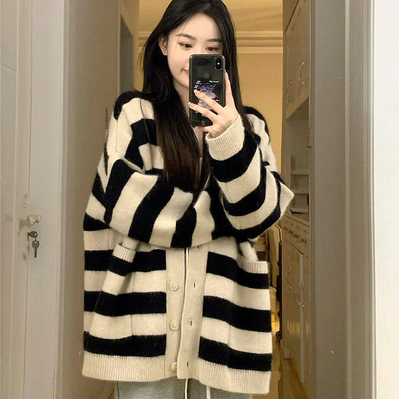 棉阳绒黑白条纹软糯针织开衫女秋冬新款慵懒风韩版宽松毛衣外套女