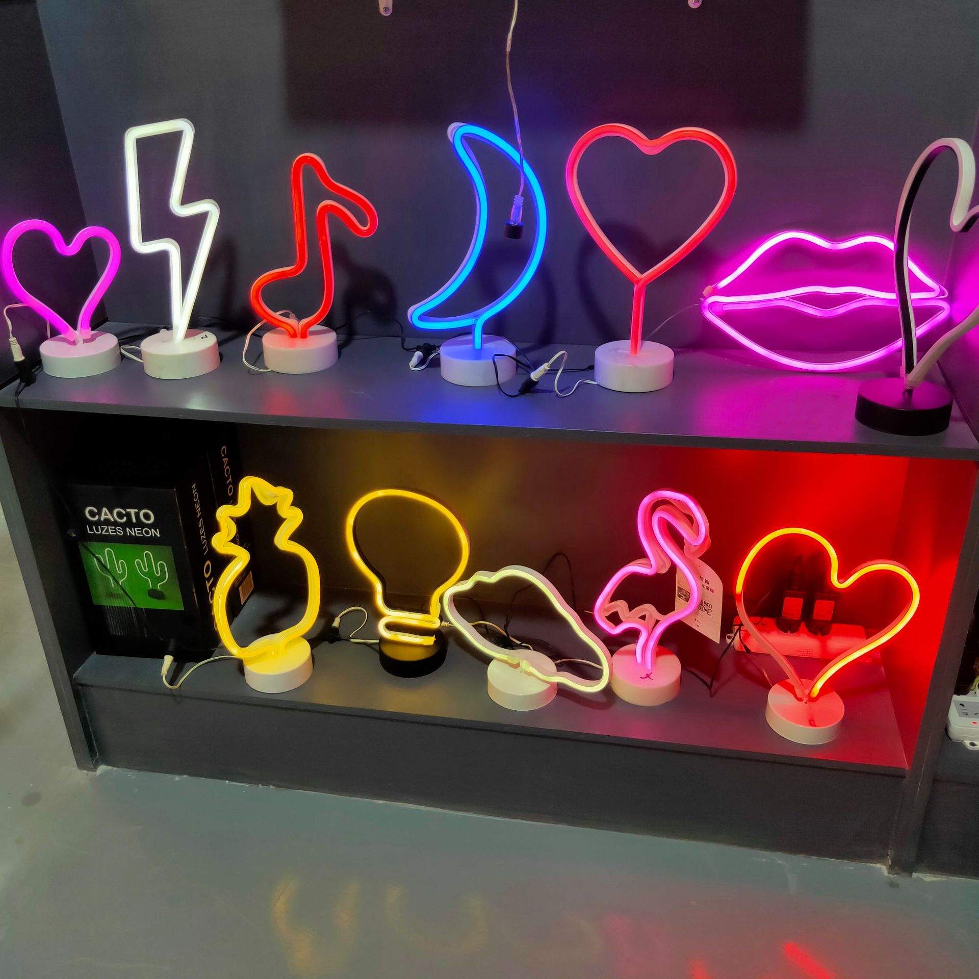 LED带底座霓虹造型灯星星云朵船锚彩虹创意夜灯台灯卧室装饰彩灯