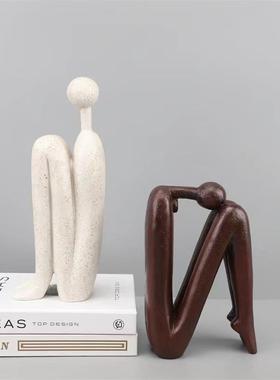 现代简约时光人物摆件样板房客厅玄关电视柜家居艺术软装