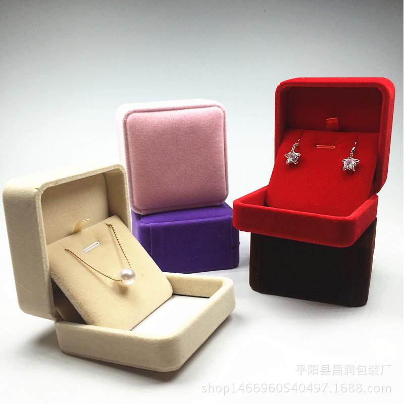 现货优惠圆角纯色绒布小吊坠盒耳环挂件饰品盒珠宝首饰包装盒