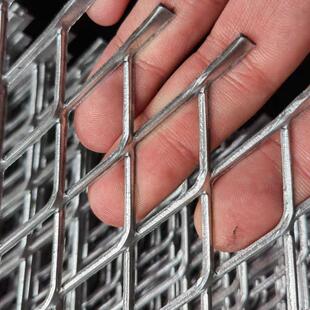 钢板网镀锌菱形重型不锈钢拉伸机械平台脚踏防护加厚防滑护罩网片