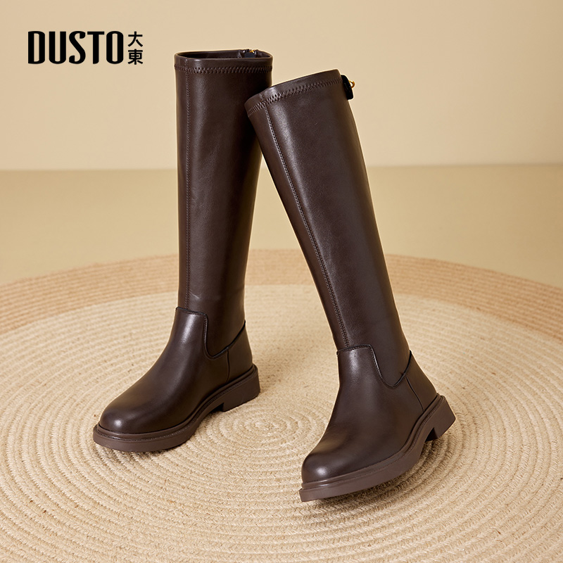 大东官方棕色巨好看长筒靴女2025新款冬季圆头高筒靴子美拉德长靴