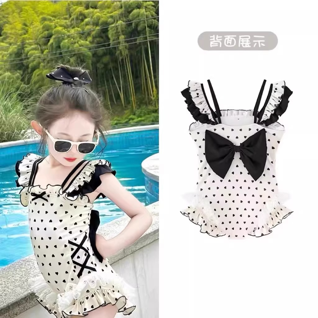 2025新款女童夏季泳衣黑色桃心爱心蝴蝶儿童连体泳裤宝宝泳装套装