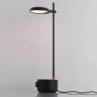 闽行灯饰现代简约LED阅读台灯酒店客房书桌旋钮调光橙色底座立灯