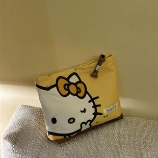 原创Kitty猫大容量化妆包便携内胆收纳袋旅行高颜值耳机包零钱包