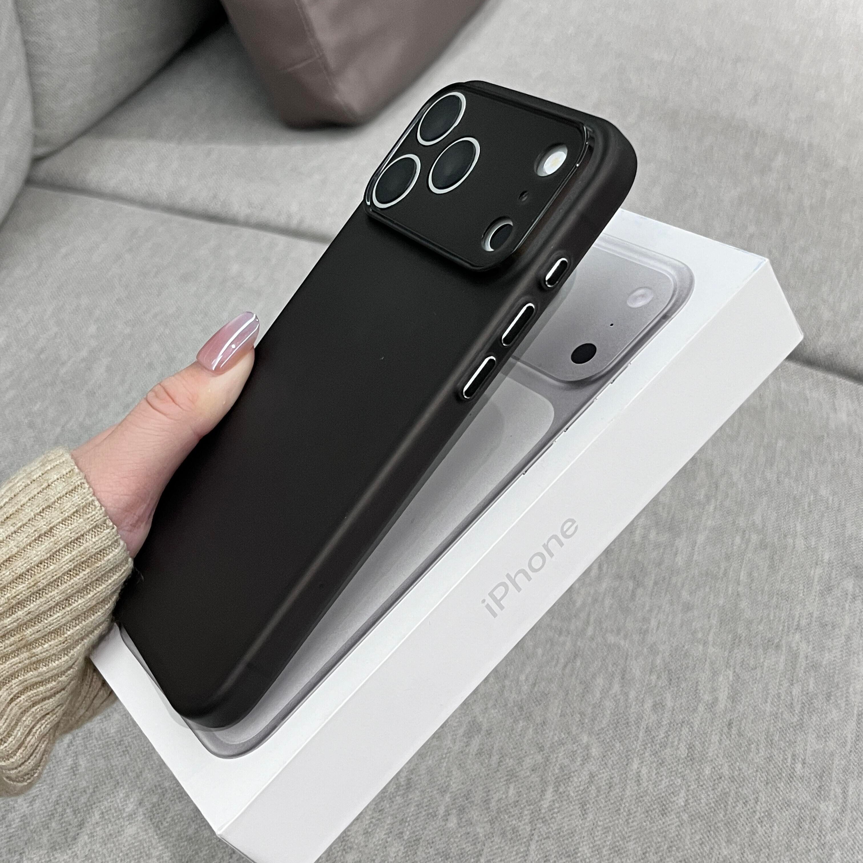 透黑色超薄磨砂适用苹果17promax手机壳air裸机手感iPhone16/15plus纯色14/13promax男女款12防指纹金属按键