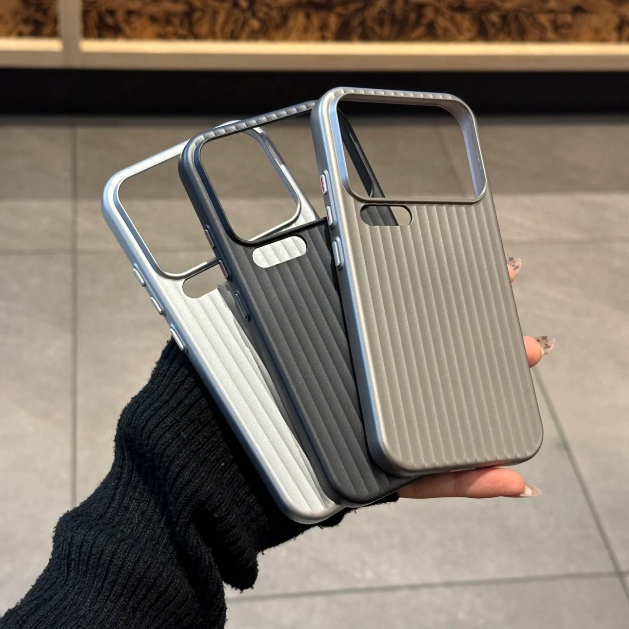金属漆磨砂质感瓦楞适用小米17promax手机壳15/14ultra磁吸oppofindx9pro高级感x8s+男女magic7/8超薄防指纹