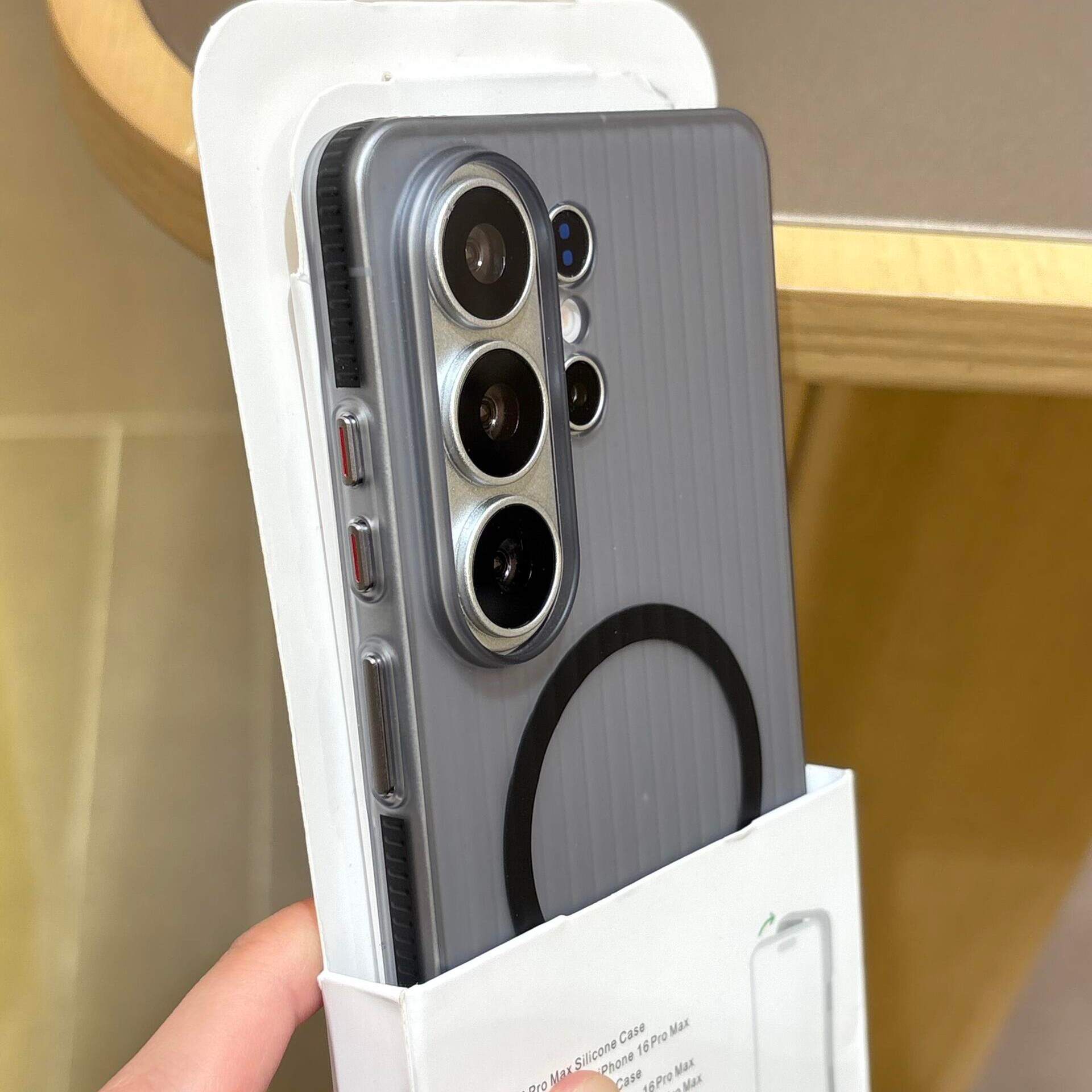 磨砂黑防滑条磁吸瓦楞适用三星S26Ultra手机壳s25edge超薄s24+肤感iqooneo11/15ulltra男magic8proair荣耀500