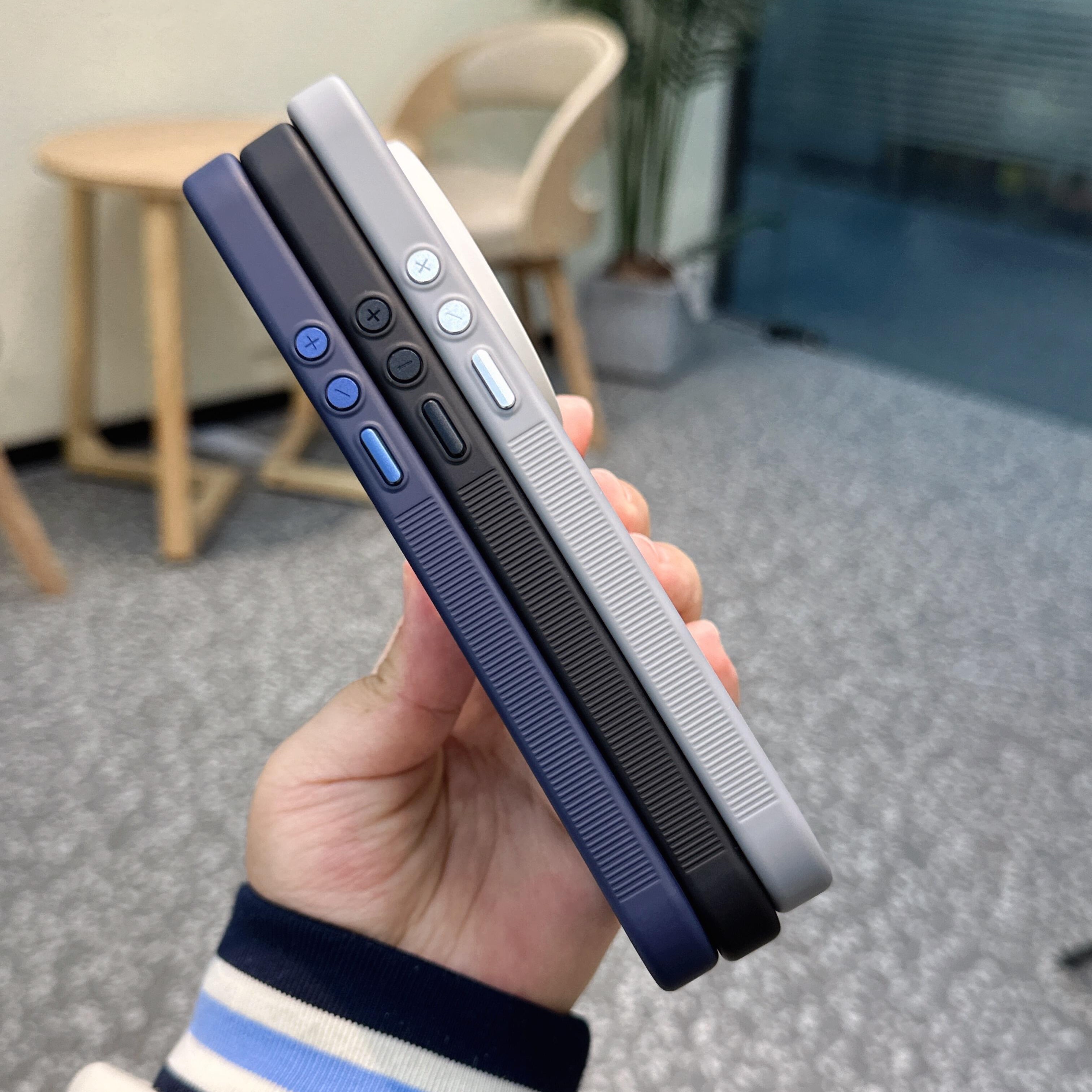 轻奢肤感磁吸撞色适用小米17Ultra手机壳15红米K90promax高级感华为mate80RS男70/60女magic8防摔500/findx9