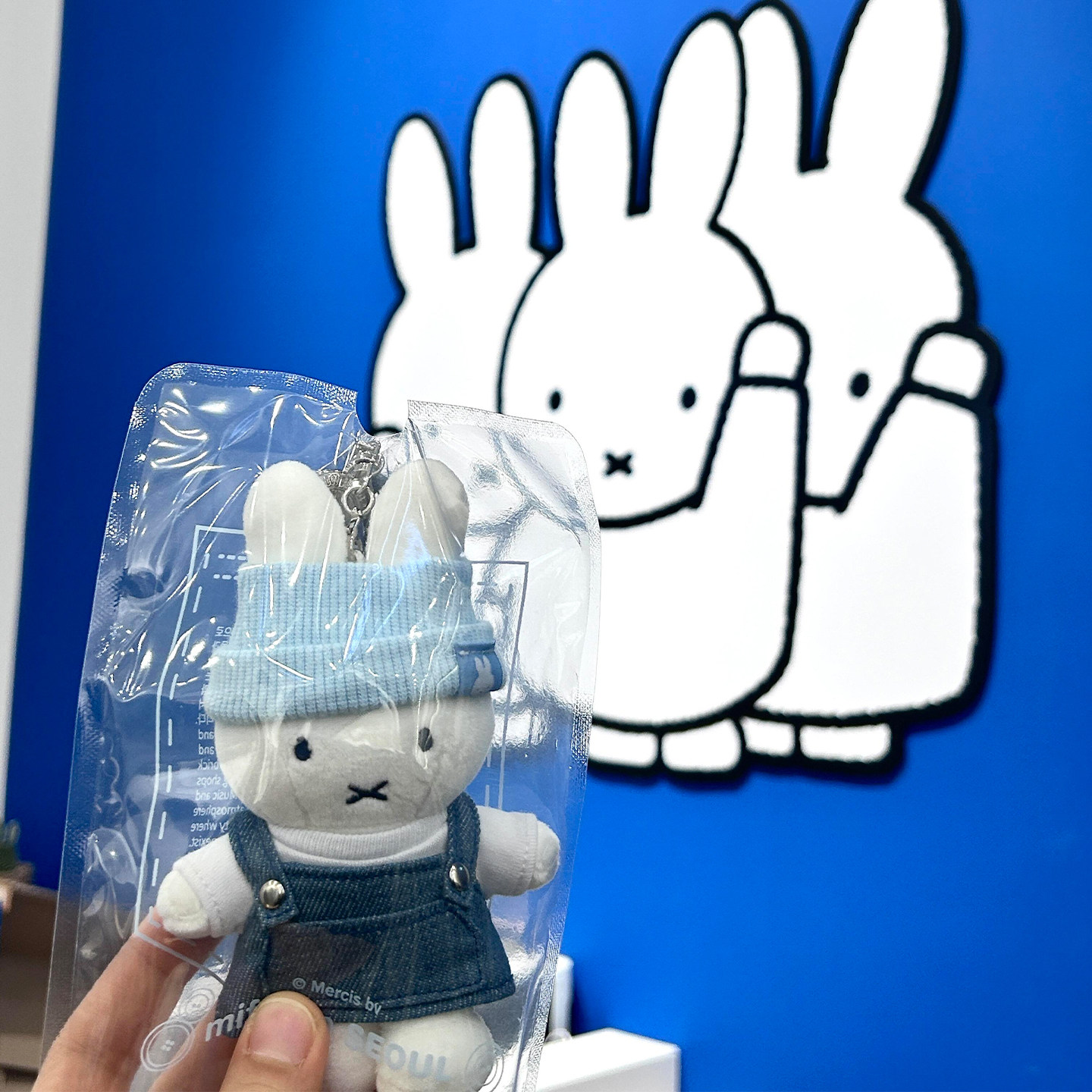 米菲兔玩偶首尔限定周边可爱miffy米菲兔牛仔书包钥匙挂件小玩偶,模玩/动漫/周边/娃圈三坑/桌游,动漫挂件/文具,淘宝优惠券,粉丝福利购,淘宝优惠卷