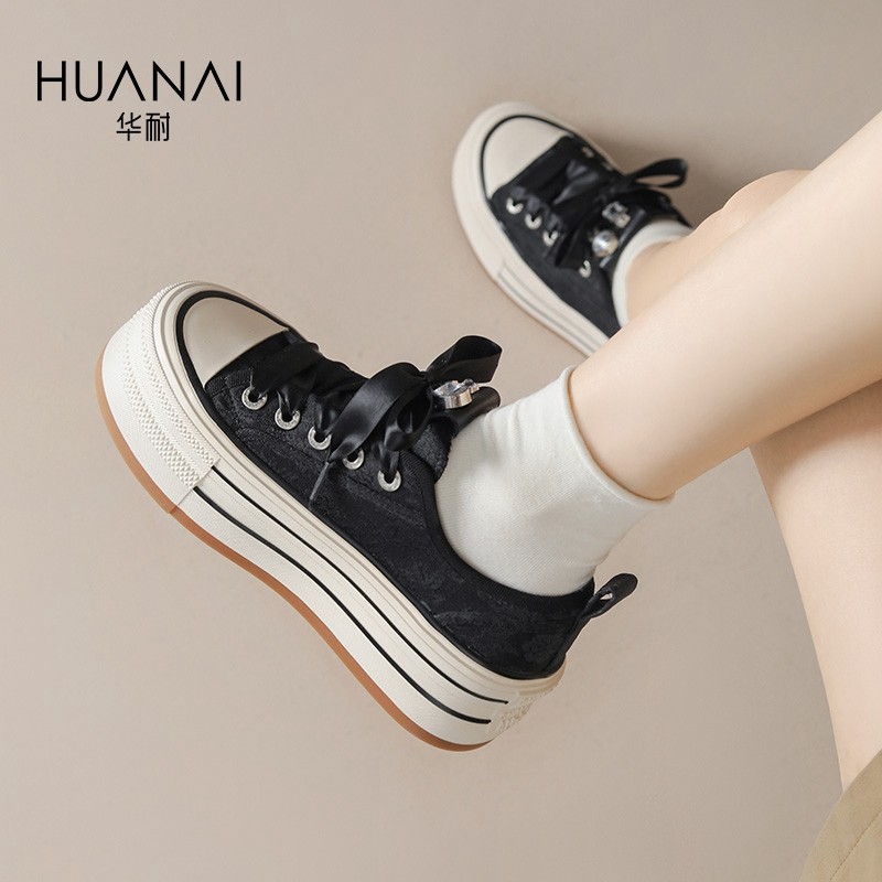 华耐休闲鞋女25秋季百搭女士国风运动鞋女厚底增高女板鞋女鞋子,女鞋,休闲板鞋,淘宝优惠券,粉丝福利购,淘宝优惠卷