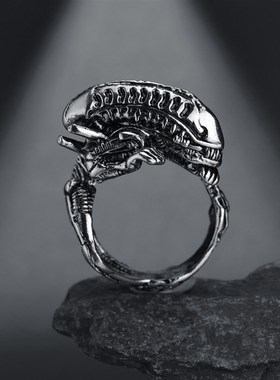 极速Open Vintage Snapke Free Size Ring For Women Men Gothic