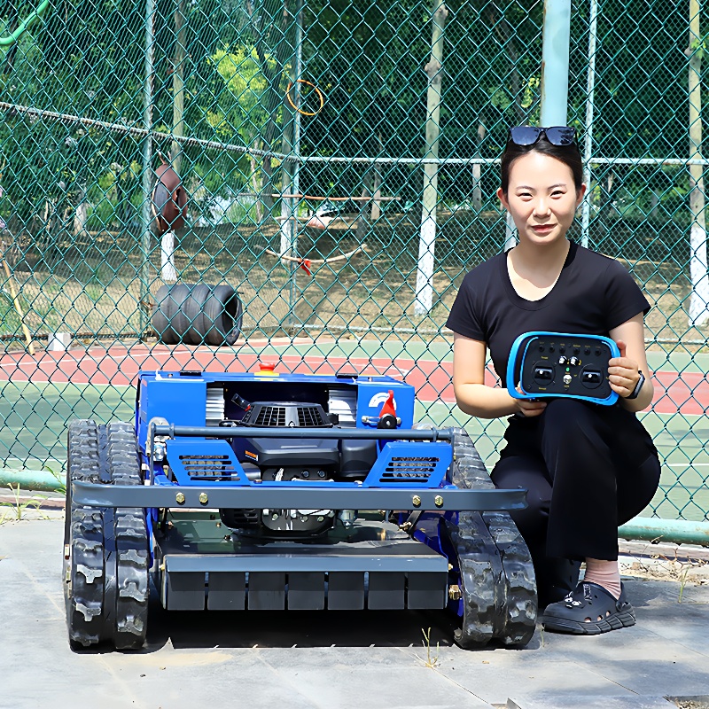 汽油割草机全地形通用边坡打草履带式爬坡割草机厂家直营碎草机