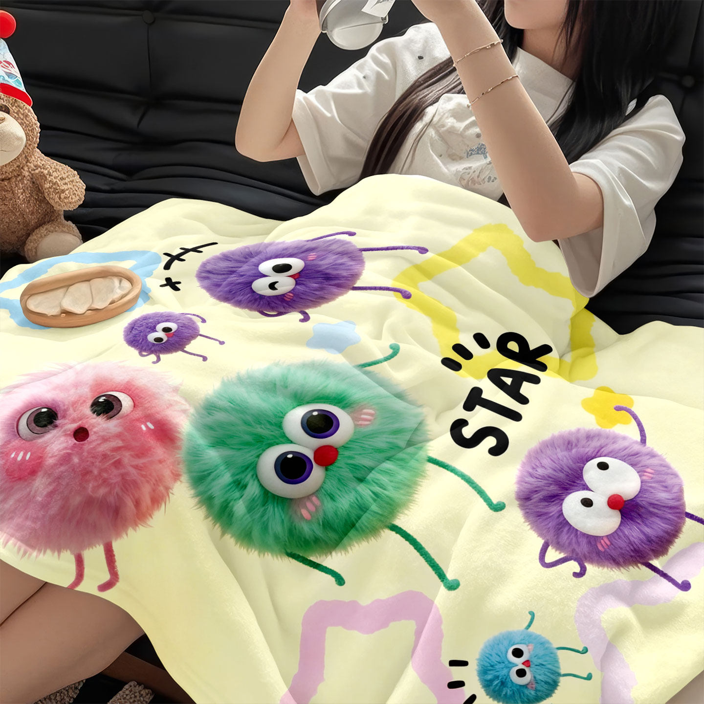 卡通毛球精灵法兰绒盖毯女生办公室午睡空调披肩毛毯儿童午休盖毯