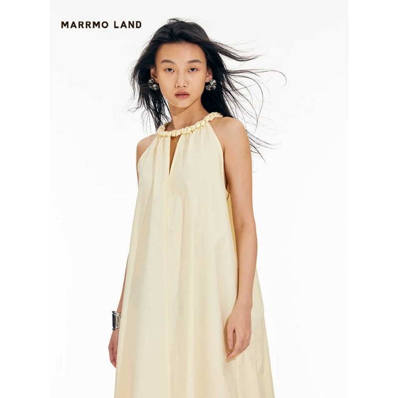 MARRMO/马髦 春季新款休闲宽松手编麻花挂脖时尚无袖连衣裙长裙女