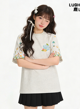 鹿山野 严选刺绣花卉韩版超火学院风百搭时尚宽松短袖T恤女高质量