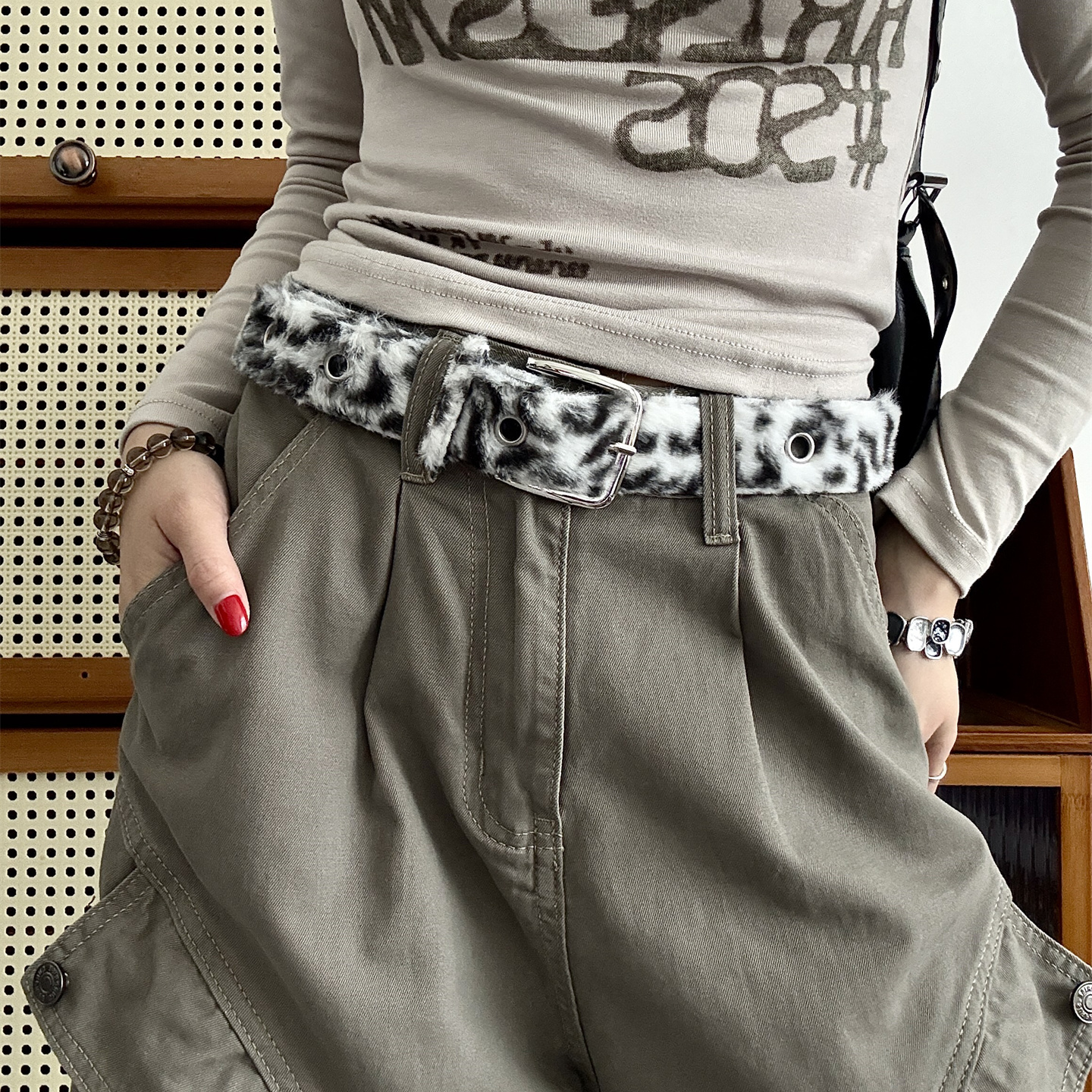 豹纹白色毛绒腰带亚文化~