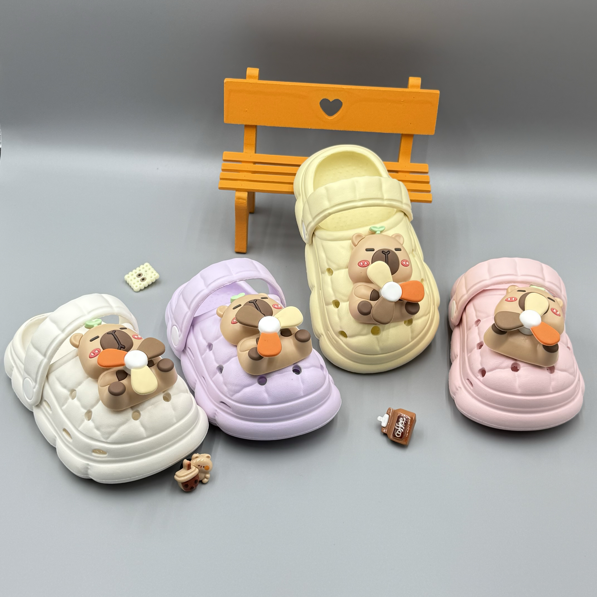 儿童拖鞋卡皮巴拉宝宝洞洞鞋夏季卡通可爱婴幼儿室内家居防滑凉鞋