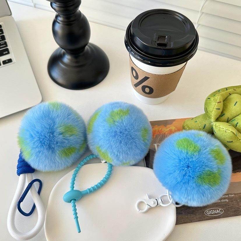 可爱獭兔小地球汽车钥匙扣ins书包毛绒挂件包包星球创意挂饰礼物