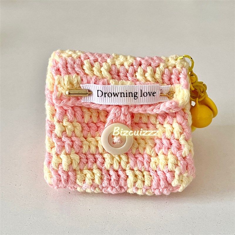 通水小苑毛线钩织棋盘格耳袋w包溺用收纳机diy钩针编织束口热卖中,服饰配件/皮带/帽子/围巾,DIY编织材料包,淘宝优惠券,粉丝福利购,淘宝优惠卷