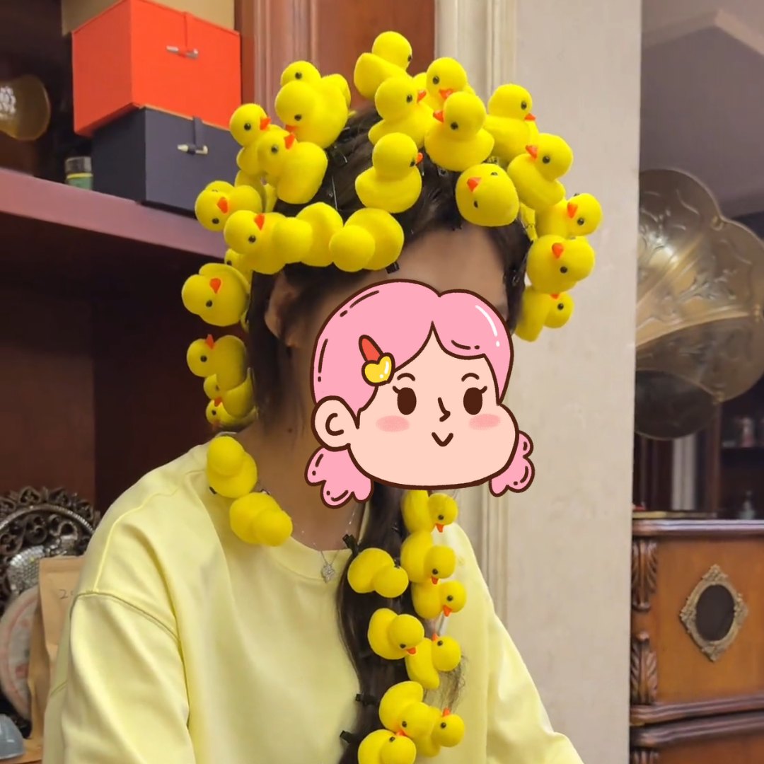 抖音爆款弹簧黄鸡发夹惩罚道具卖萌神器高颜值发卡立体小鸡头饰