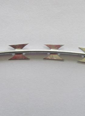 厂家直销高镀锌直刀刺绳SEO bto片-22线式片刀刺绳欢迎订购