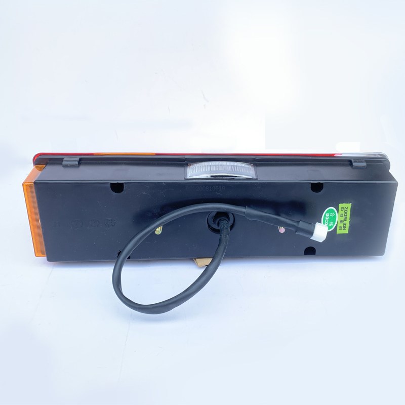 配老款中联重科吊车尾灯总成老款吊车20H25V20吨后尾灯带线刹车灯