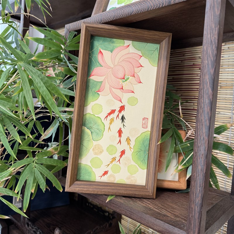 纯手绘国画荷花锦鲤九鱼图摆台新房装饰九鲤图风水摆件送长辈礼物