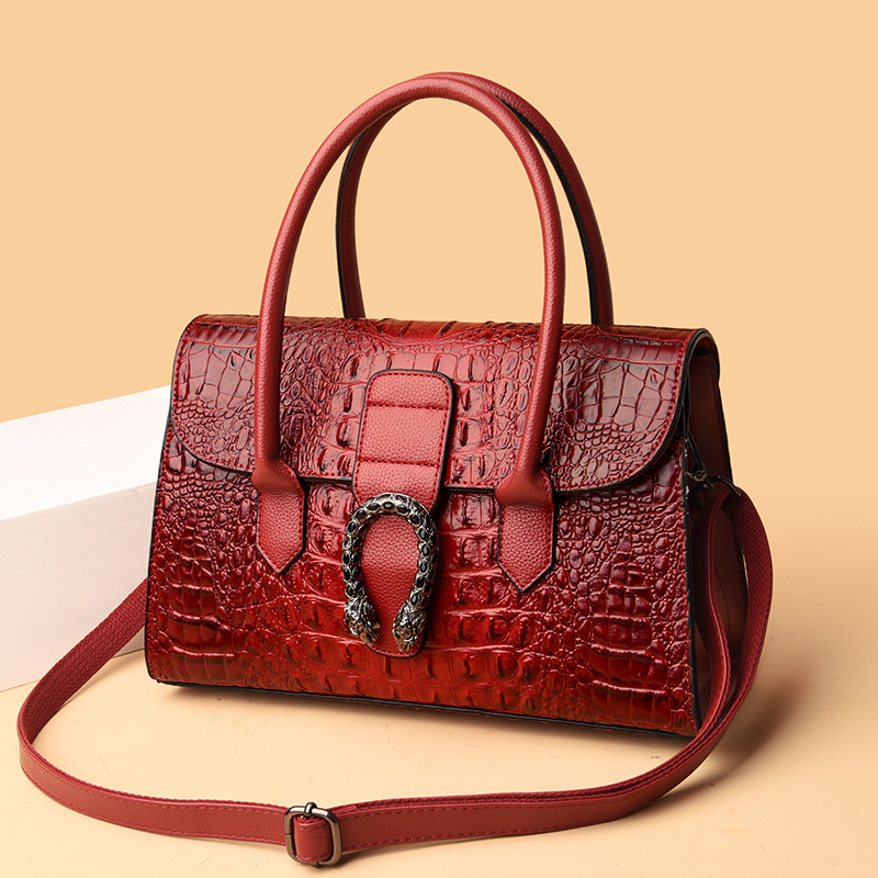 新款 女包2024春季中年女包韩版单肩斜挎包简约大气妈妈手提包通