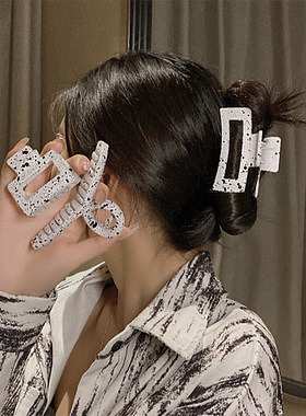 极速202b2 New Shark Clip Hairpin Retro Korean Style Black an