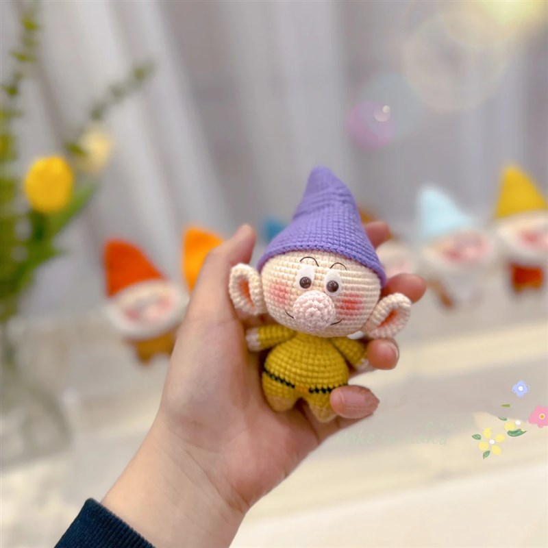 极速白雪公主七个小矮人玩偶钥匙扣C包挂件手工编织毛线diy钩针材