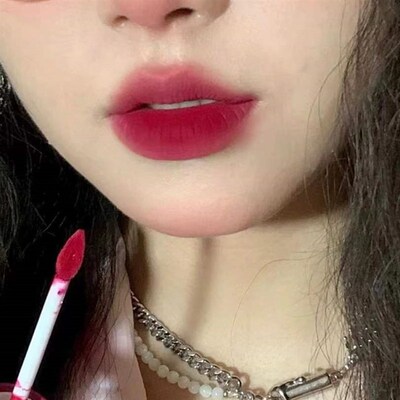 极速辣妹吸睛色~生人勿近唇釉哑光雾面不沾O杯不掉色纯欲风奶雾口