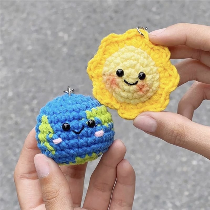 极速毛线钩针太阳地球挂件钥匙手工编织DKIY材料包自制送女友礼物