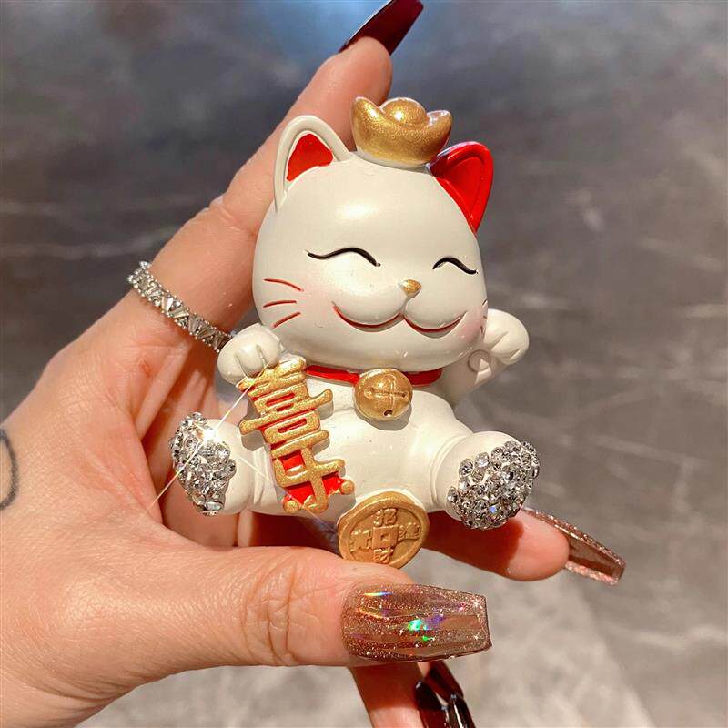 汽车载招财猫摆件2025新款镶钻发财车内中控台平安吉祥饰品高颜值