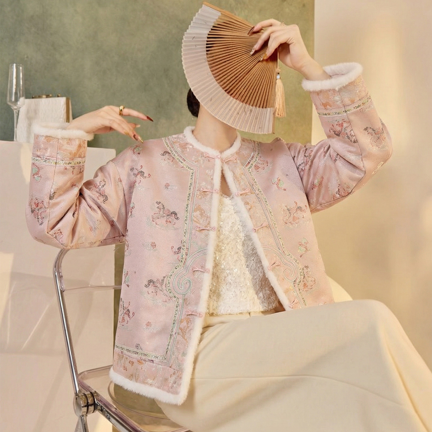 冬季新中式高端小马刺绣羽绒服国风时尚毛毛拼接盘扣外套女 NY041,女装/女士精品,羽绒服,淘宝优惠券,粉丝福利购,淘宝优惠卷