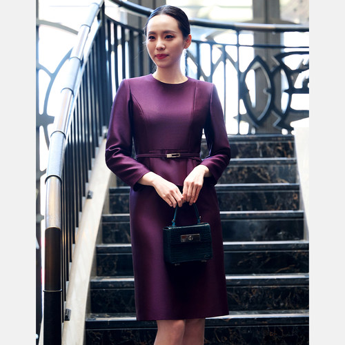 Pierre Cardin/皮尔卡丹女装26春长袖圆领连衣裙P51008E5026Z0
