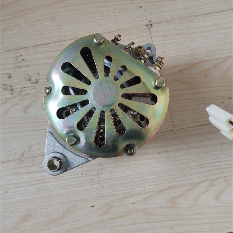 12V 24V 五征发电机 奥翔农用三轮车发电机 五征气刹14V28V发电机