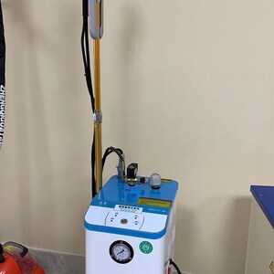 自动抽水压力式电熨斗 电加热蒸汽锅炉挂式熨衣机 带挂烫机喷头