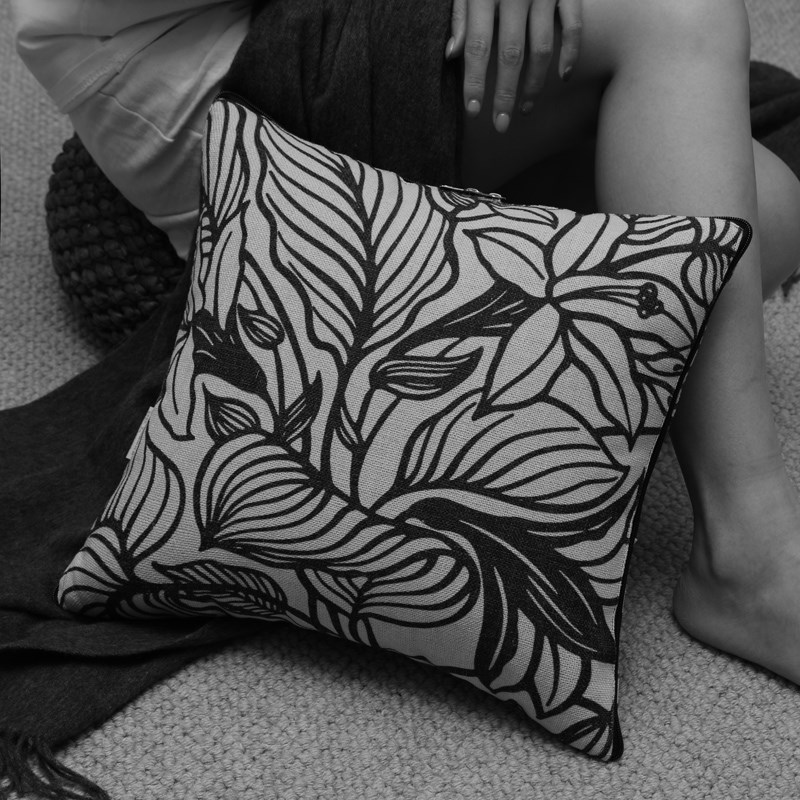 四季通用抱枕被子二合一办公室折叠俩用J午睡车载毯子轻奢沙发靠