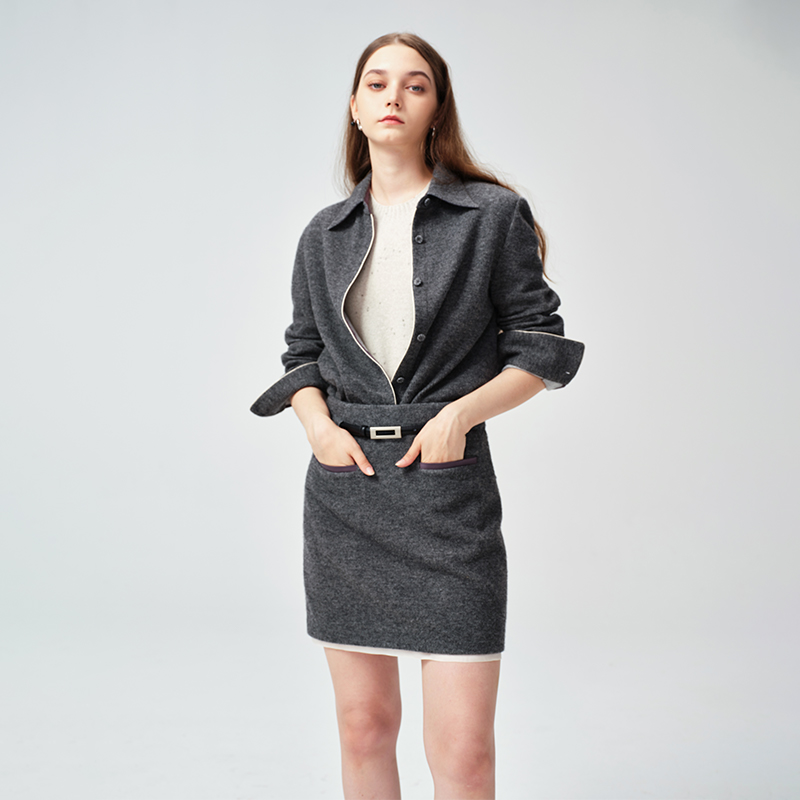 JENDES花灰色衬衫领上衣A字半裙