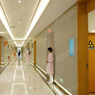 灯带医院诊室显示屏智能分诊叫号一体机科室门口导诊电子门牌